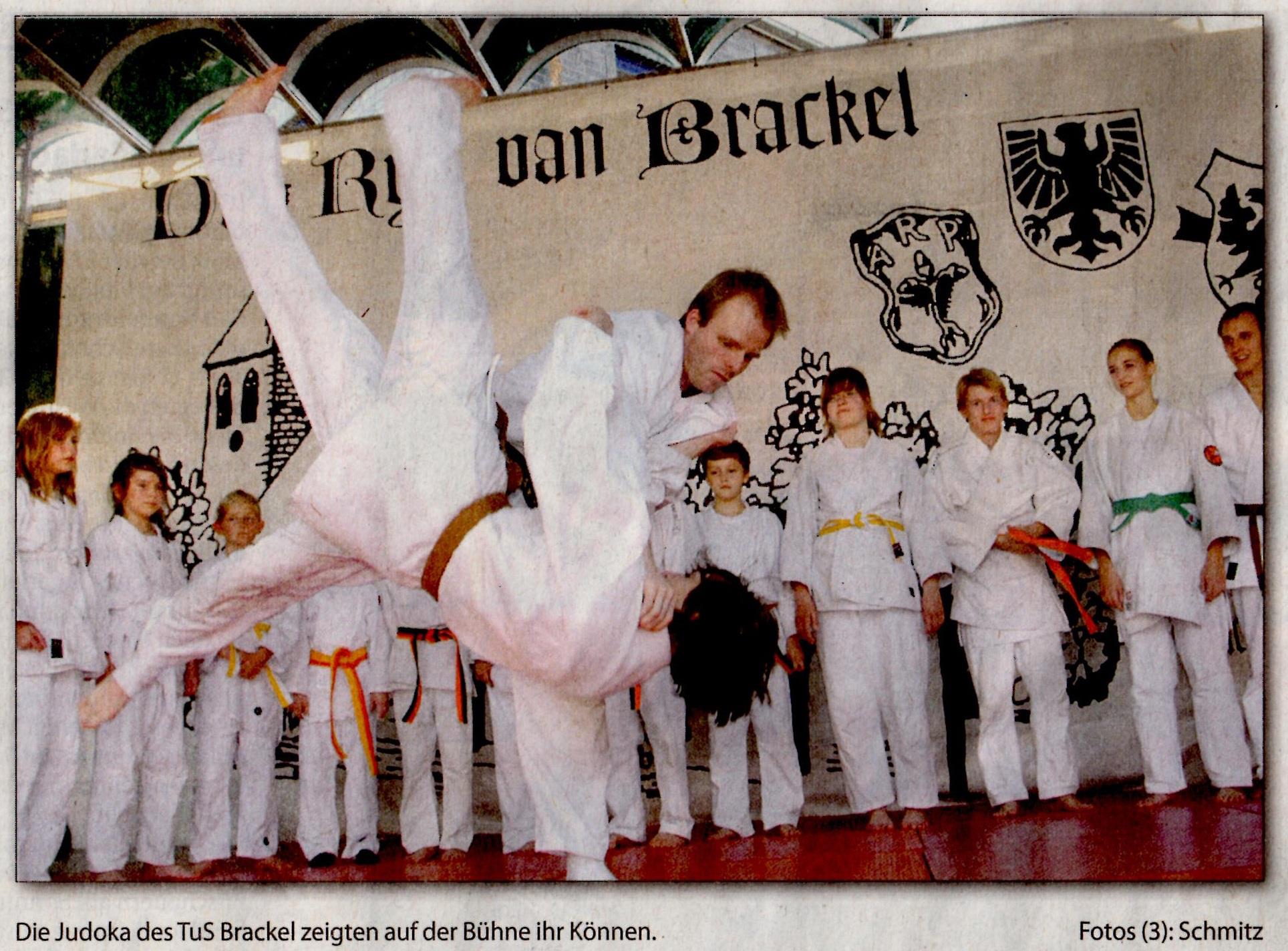 Foto Judoauff&uuml;hrung auf dem Dortmund-Brackeler Oktoberfest
